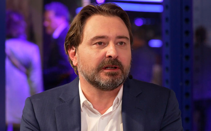 Interview met Dirk Luyckx over de vele mogelijkheden van AI