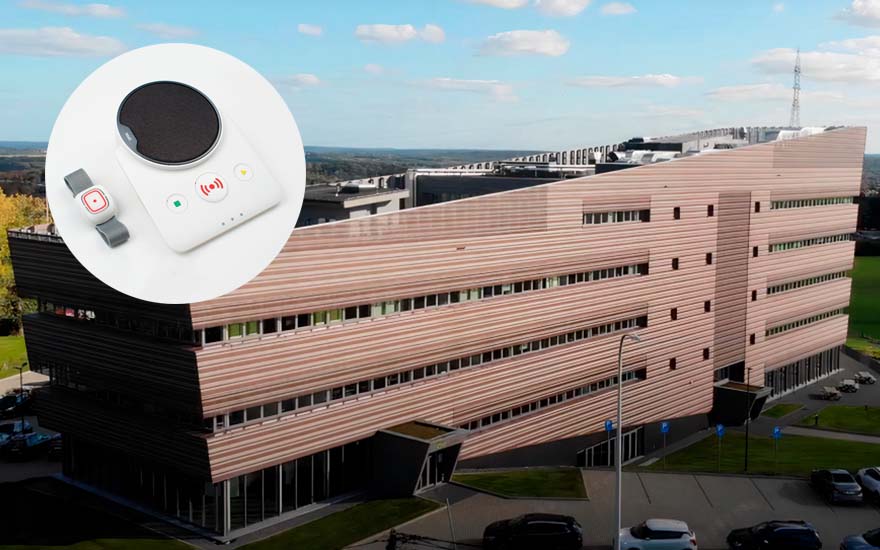 Vitatel sauve des vies grâce au bouton d'appel et au CCaaS